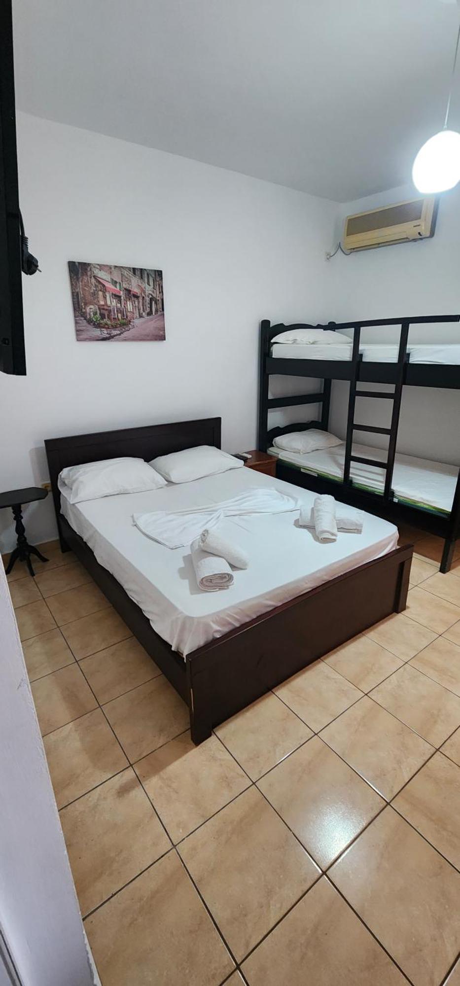 Vila Bashkim Ksamil Zimmer foto