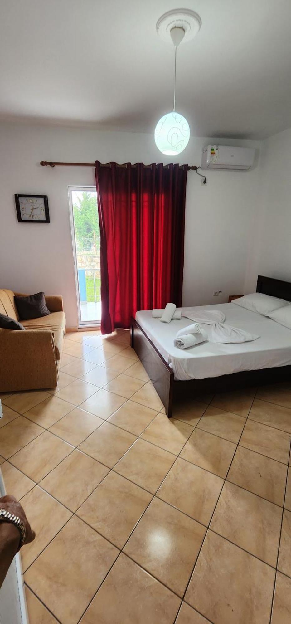 Vila Bashkim Ksamil Zimmer foto